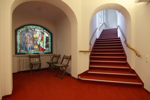 Eingangshalle und Treppenhaus